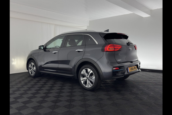 Kia e-Niro ExecutiveLine 64 kWh (3-Fase) {SOH-100%) (INCL-BTW) *AUT | LUXURY-LEATHER | FULL-LED | NAVI-FULLMAP | ADAPTIVE-CRUISE | CAMERA | MEMORY-PACK | LANE-ASSIST | KEYLESS | DIGI-COCKPIT | 17"ALU*