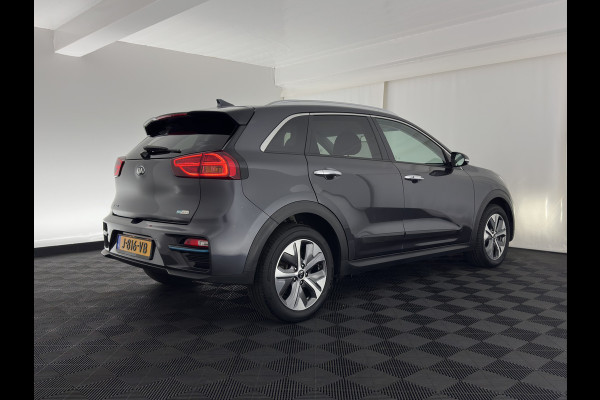 Kia e-Niro ExecutiveLine 64 kWh (3-Fase) {SOH-100%) (INCL-BTW) *AUT | LUXURY-LEATHER | FULL-LED | NAVI-FULLMAP | ADAPTIVE-CRUISE | CAMERA | MEMORY-PACK | LANE-ASSIST | KEYLESS | DIGI-COCKPIT | 17"ALU*