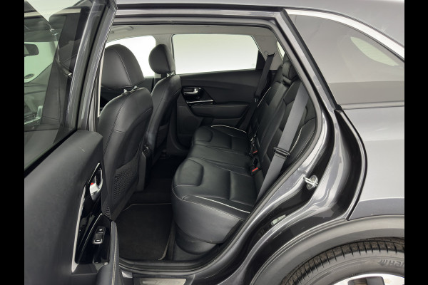 Kia e-Niro ExecutiveLine 64 kWh (3-Fase) {SOH-100%) (INCL-BTW) *AUT | LUXURY-LEATHER | FULL-LED | NAVI-FULLMAP | ADAPTIVE-CRUISE | CAMERA | MEMORY-PACK | LANE-ASSIST | KEYLESS | DIGI-COCKPIT | 17"ALU*