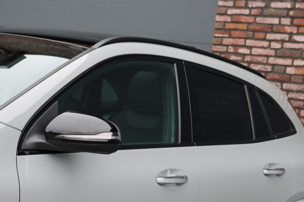 Mercedes-Benz GLA 250 e AMG Line | Panoramadak | Burmester | Distronic | Memory | Trekhaak | Keyless Go | Camera | Sfeerverlichting | Dodehoekassistent |