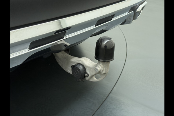 Mercedes-Benz GLC 300 e 4MATIC AMG Line | Luchtvering Achterasbesturing Trekhaak Burmester HUD Pano Memory