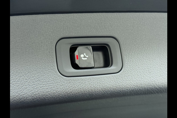 Mercedes-Benz GLC 300 e 4MATIC AMG Line | Luchtvering Achterasbesturing Trekhaak Burmester HUD Pano Memory