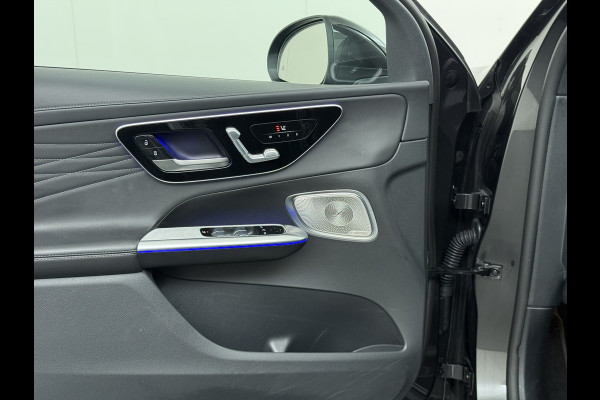 Mercedes-Benz GLC 300 e 4MATIC AMG Line | Luchtvering Achterasbesturing Trekhaak Burmester HUD Pano Memory