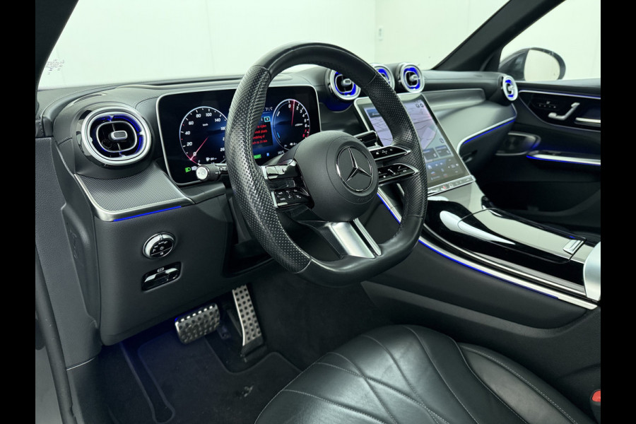 Mercedes-Benz GLC 300 e 4MATIC AMG Line | Luchtvering Achterasbesturing Trekhaak Burmester HUD Pano Memory