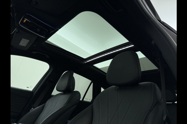 Mercedes-Benz GLC 300 e 4MATIC AMG Line | Luchtvering Achterasbesturing Trekhaak Burmester HUD Pano Memory