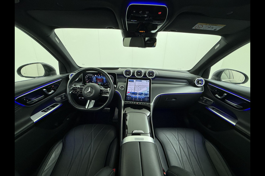 Mercedes-Benz GLC 300 e 4MATIC AMG Line | Luchtvering Achterasbesturing Trekhaak Burmester HUD Pano Memory