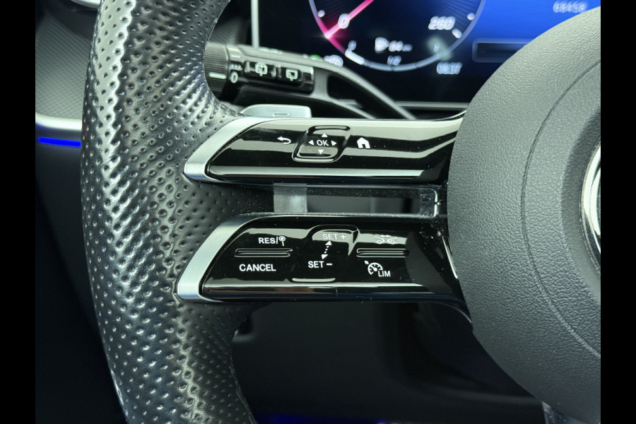 Mercedes-Benz GLC 300 e 4MATIC AMG Line | Luchtvering Achterasbesturing Trekhaak Burmester HUD Pano Memory