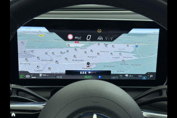 Mercedes-Benz GLC 300 e 4MATIC AMG Line | Luchtvering Achterasbesturing Trekhaak Burmester HUD Pano Memory