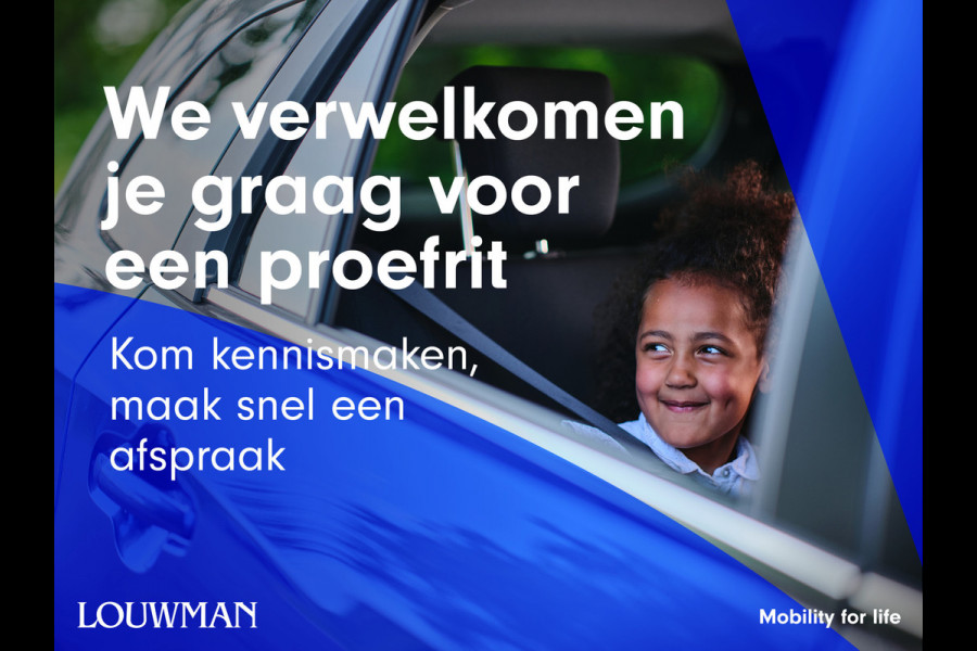 Mercedes-Benz A-Klasse 180 Premium Plus | Panoramadak | elct. bedienbare voor stoelen met memory | Navigatie | Parking support met camera achter | Inclusief 24 maanden MB Certified garantie voor Europa