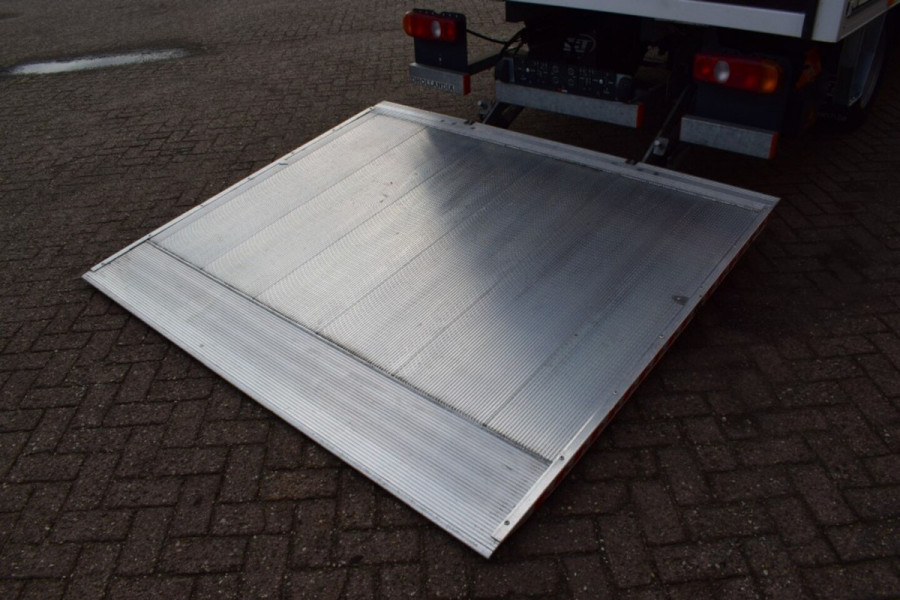 FUSO Canter 3C15 3.0 MT BAKWAGEN 3400 WB 1000 KG LAADKLEP NIEUW en BPM VRIJ