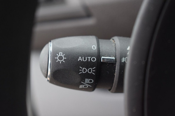 Peugeot Expert COMPACT 2.0 BlueHDI Premium AUTOMAAT CARPLAY CAMERA TREKHAAK