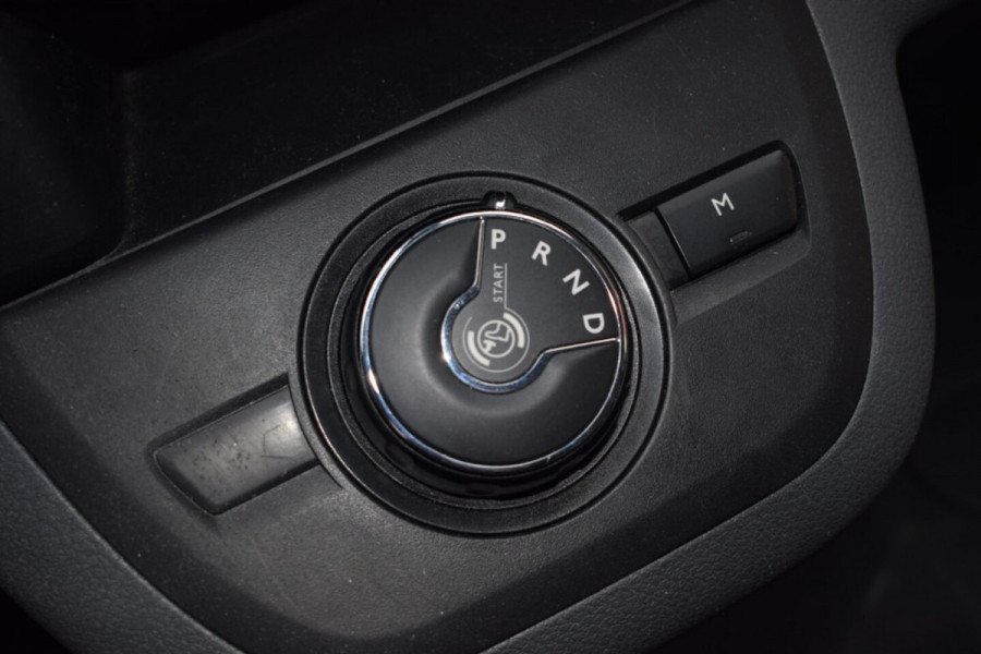 Peugeot Expert COMPACT 2.0 BlueHDI Premium AUTOMAAT CARPLAY CAMERA TREKHAAK