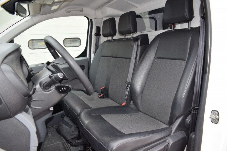 Peugeot Expert COMPACT 2.0 BlueHDI Premium AUTOMAAT CARPLAY CAMERA TREKHAAK