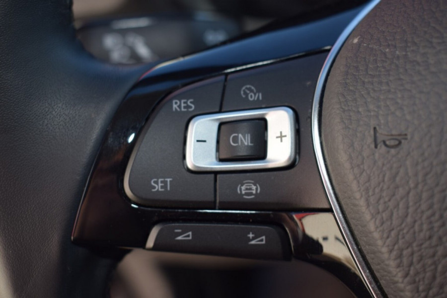 Volkswagen Crafter L3H3 2.0 TDI Highline 140PK AUTOMAAT TREKHAAK