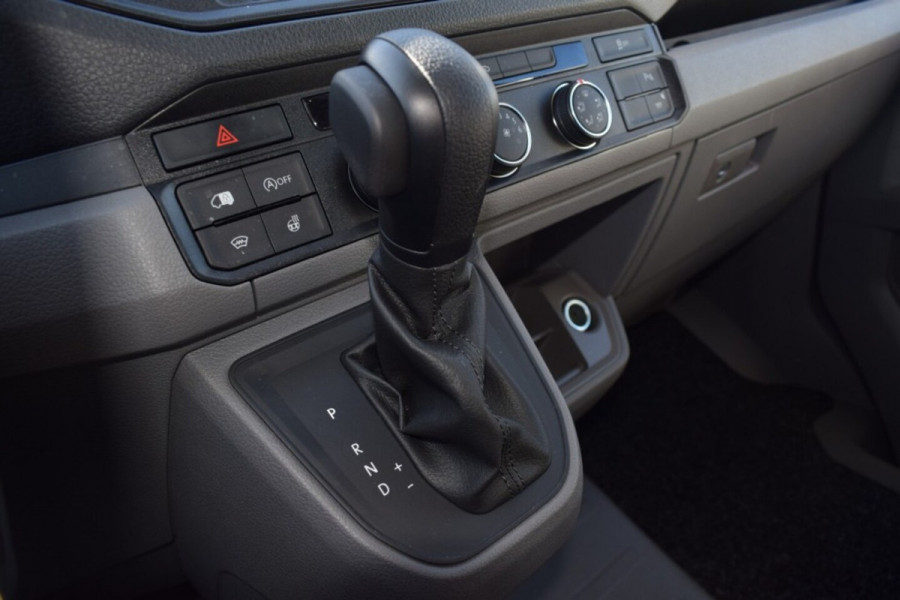 Volkswagen Crafter L3H3 2.0 TDI Highline 140PK AUTOMAAT TREKHAAK