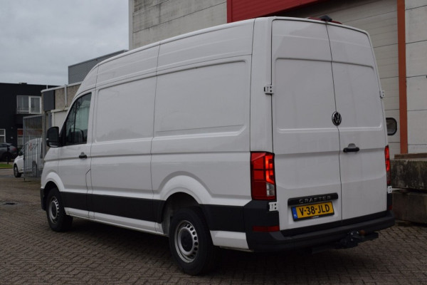 Volkswagen Crafter 2.0 TDI L3H3 Highline MY25 AUTOMAAT LED TREKHAAK GEVEERDE STOEL