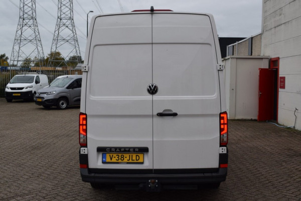 Volkswagen Crafter 2.0 TDI L3H3 Highline MY25 AUTOMAAT LED TREKHAAK GEVEERDE STOEL