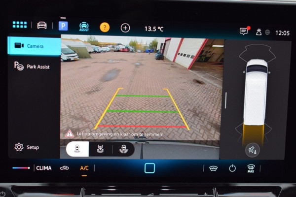 Volkswagen Crafter 2.0 TDI L3H3 Highline MY25 AUTOMAAT LED TREKHAAK GEVEERDE STOEL