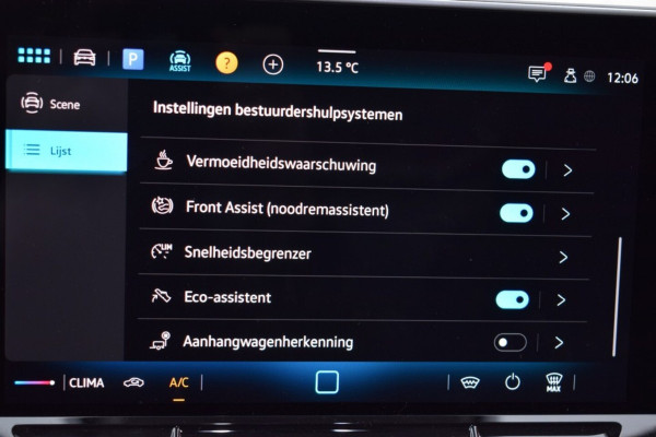 Volkswagen Crafter 2.0 TDI L3H3 Highline MY25 AUTOMAAT LED TREKHAAK GEVEERDE STOEL