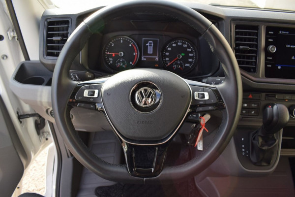 Volkswagen Crafter 2.0 TDI L3H3 Highline 140 PK LED TREKHAAK NAVI BETIMMERING