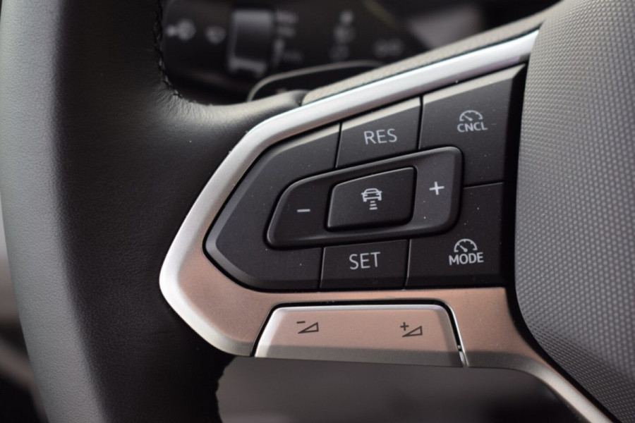 Volkswagen Crafter 2.0 TDI L3H3 Exclusive MY 2025 AUTOMAAT TREKHAAK