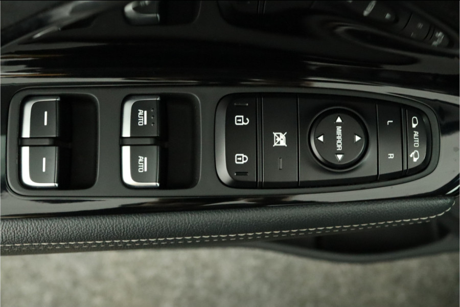 Kia Niro 1.6 GDi Hybrid ExecutiveLine Apple Carplay/Android Auto - Cruise Control - Dodehoekdetectie - Navigatie - Stoel/Stuur Verwarming - Fabrieksgarantie tot 06-2028