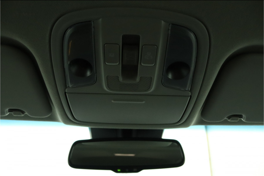 Kia Niro 1.6 GDi Hybrid ExecutiveLine Apple Carplay/Android Auto - Cruise Control - Dodehoekdetectie - Navigatie - Stoel/Stuur Verwarming - Fabrieksgarantie tot 06-2028