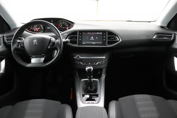 Peugeot 308 SW 1.2 *130PK*ECC*CRUISE*CAM*HAAK*CARPLAY*PANO*