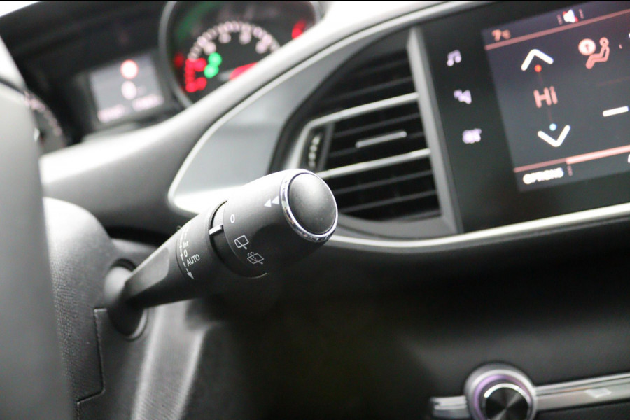 Peugeot 308 SW 1.2 *130PK*ECC*CRUISE*CAM*HAAK*CARPLAY*PANO*