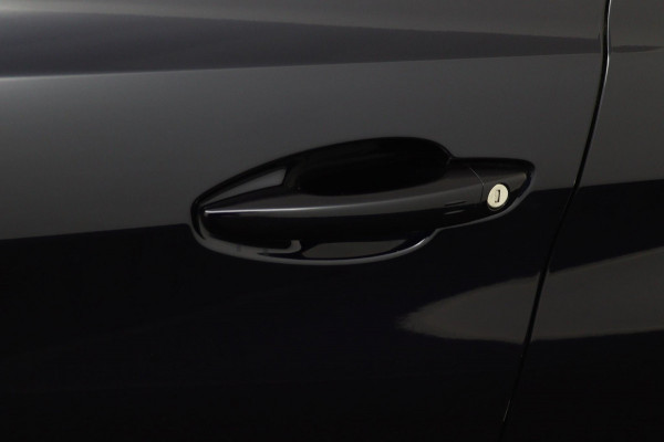 Peugeot 308 SW 1.2 *130PK*ECC*CRUISE*CAM*HAAK*CARPLAY*PANO*