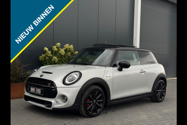 MINI Cooper S 2.0 Pepper 192pk FULL PANO NAVI CAMERA SPORTVELGEN