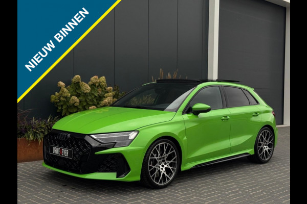 Audi RS3 Sportback 2.5 TFSI RS 3 quatt. NIEUW PANO NAVI CAMERA SPORTVELGEN