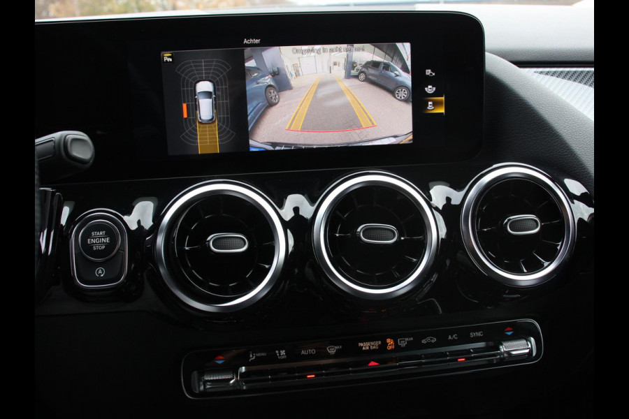 Mercedes-Benz GLA 200 AMG Line Automaat Nieuw model ! | Navigatie | Climate Control | Camera | Electrisch bedienbare achterklep | Dab | Led