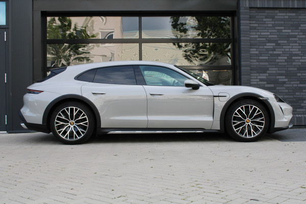 Porsche Taycan Cross Turismo 4 93 kWh | SPORT CHRONO | MEMORY | SPORTSTOELEN | STOEL & STUURVERW |