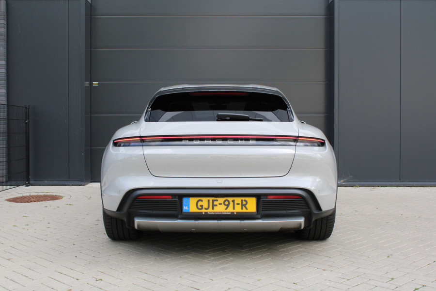 Porsche Taycan Cross Turismo 4 93 kWh | SPORT CHRONO | MEMORY | SPORTSTOELEN | STOEL & STUURVERW |