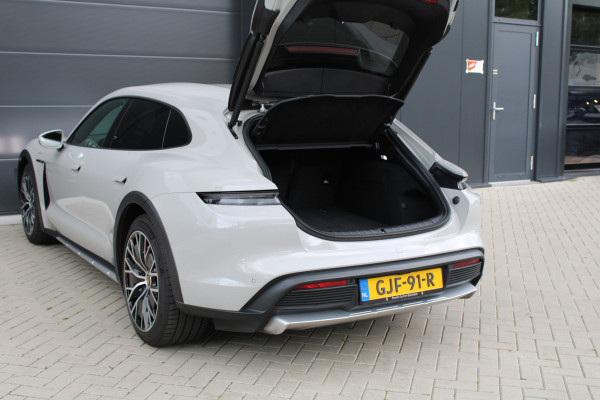 Porsche Taycan Cross Turismo 4 93 kWh | SPORT CHRONO | MEMORY | SPORTSTOELEN | STOEL & STUURVERW |