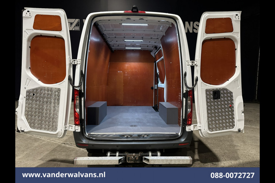 Mercedes-Benz Sprinter 316 CDI 164pk L2H2 Euro6 Airco | Camera | Apple Carplay | Android Auto | Cruisecontrol 3500kg trekvermogen, Parkeersensoren