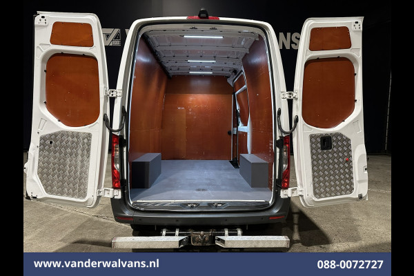 Mercedes-Benz Sprinter 316 CDI 164pk L2H2 Euro6 Airco | Camera | Apple Carplay | Android Auto | Cruisecontrol 3500kg trekvermogen, Parkeersensoren
