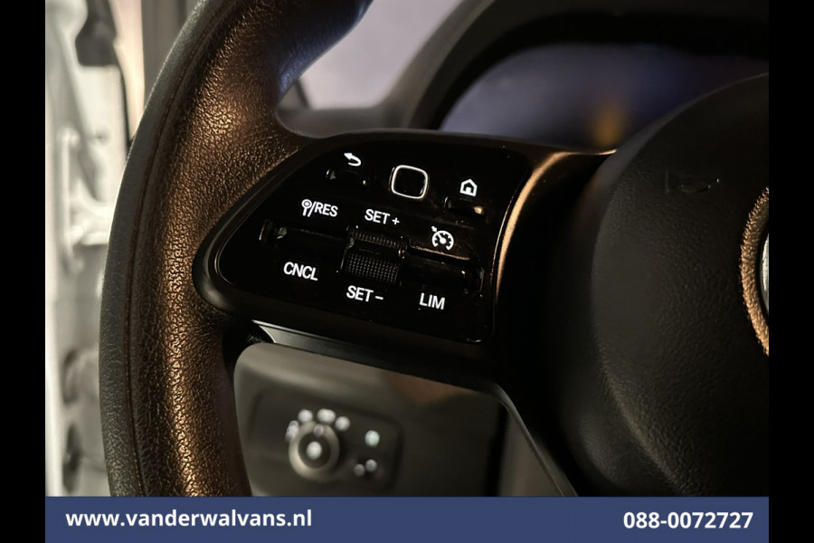 Mercedes-Benz Sprinter 316 CDI 164pk L2H2 Euro6 Airco | Camera | Apple Carplay | Android Auto | Cruisecontrol 3500kg trekvermogen, Parkeersensoren
