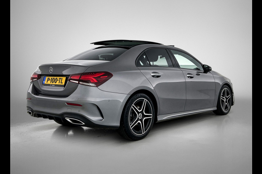 Mercedes-Benz A-Klasse 180 AMG Line | Achteruitrijcamera | Sfeerverlichting | Panoramadak | Navigatie | Stoelverwarming | 24 maanden certified garantie