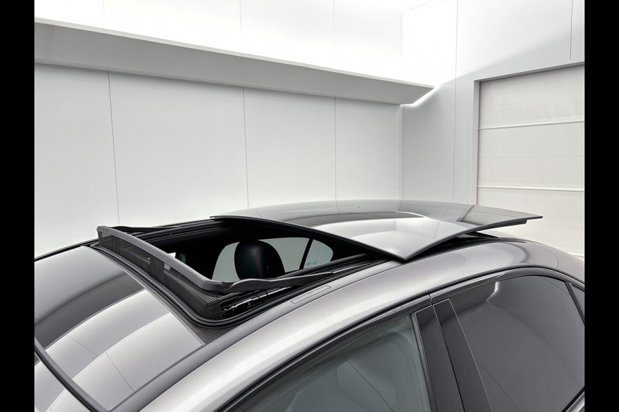 Mercedes-Benz A-Klasse 180 AMG Line | Achteruitrijcamera | Sfeerverlichting | Panoramadak | Navigatie | Stoelverwarming | 24 maanden certified garantie