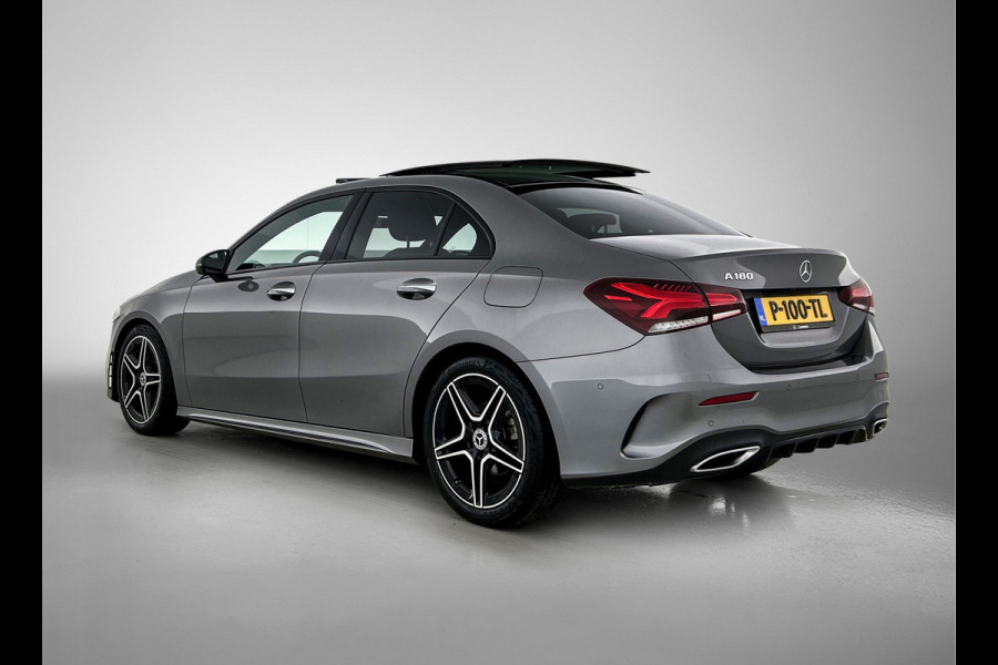 Mercedes-Benz A-Klasse 180 AMG Line | Achteruitrijcamera | Sfeerverlichting | Panoramadak | Navigatie | Stoelverwarming | 24 maanden certified garantie