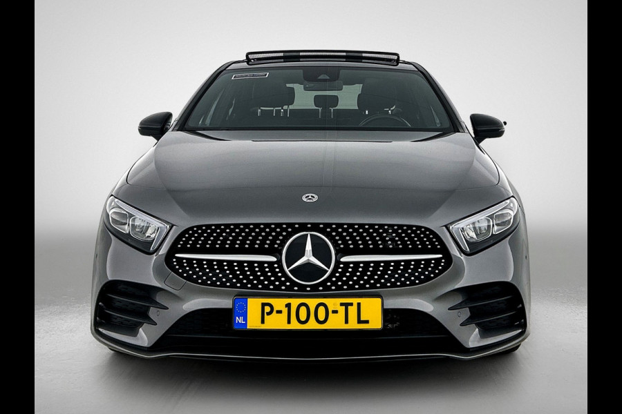 Mercedes-Benz A-Klasse 180 AMG Line | Achteruitrijcamera | Sfeerverlichting | Panoramadak | Navigatie | Stoelverwarming | 24 maanden certified garantie