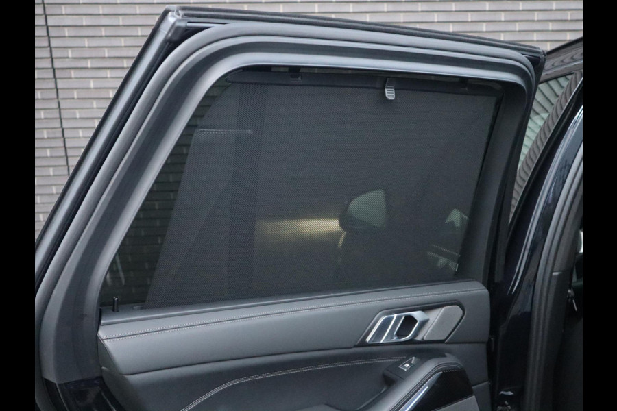 BMW X5 xDrive50e High Executive M Sport Pakket Automaat / Live Cockpit Plus / Panoramadak / Trekhaak / Luchtvering / Harman Kardon / Comfortstoelen / Warmtecomfortpakket / Sfeerverlichting / Active Protection / Shadow Line / 21 Inch