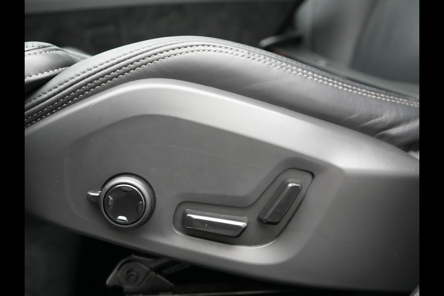 Volvo XC60 T6 AWD R-Design Plug In Hybrid 350pk LONG RANGE Dealer O.H. PHEV | Luchtvering | Trekhaak Af Fabriek | Panodak | Head Up | Adaptive Cruise | 360 Camera | Lederen Sportstoelen Massage & Ventilatie & Memory | Google Assistent | Apple Carplay | 21"L.M |