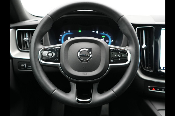 Volvo XC60 T6 AWD R-Design Plug In Hybrid 350pk LONG RANGE Dealer O.H. PHEV | Luchtvering | Trekhaak Af Fabriek | Panodak | Head Up | Adaptive Cruise | 360 Camera | Lederen Sportstoelen Massage & Ventilatie & Memory | Google Assistent | Apple Carplay | 21"L.M |
