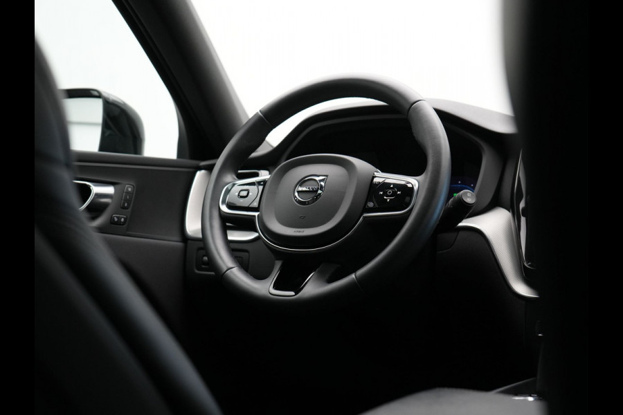 Volvo XC60 T6 AWD R-Design Plug In Hybrid 350pk LONG RANGE Dealer O.H. PHEV | Luchtvering | Trekhaak Af Fabriek | Panodak | Head Up | Adaptive Cruise | 360 Camera | Lederen Sportstoelen Massage & Ventilatie & Memory | Google Assistent | Apple Carplay | 21"L.M |