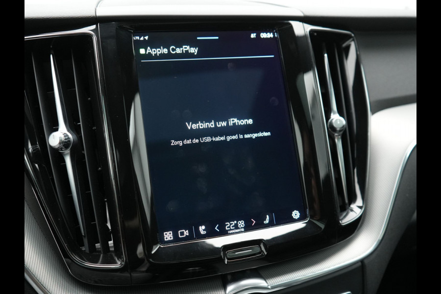 Volvo XC60 T6 AWD R-Design Plug In Hybrid 350pk LONG RANGE Dealer O.H. PHEV | Luchtvering | Trekhaak Af Fabriek | Panodak | Head Up | Adaptive Cruise | 360 Camera | Lederen Sportstoelen Massage & Ventilatie & Memory | Google Assistent | Apple Carplay | 21"L.M |