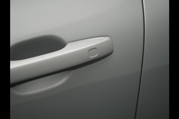 Volvo XC60 T6 AWD R-Design Plug In Hybrid 350pk LONG RANGE Dealer O.H. PHEV | Luchtvering | Trekhaak Af Fabriek | Panodak | Head Up | Adaptive Cruise | 360 Camera | Lederen Sportstoelen Massage & Ventilatie & Memory | Google Assistent | Apple Carplay | 21"L.M |