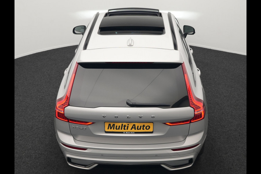 Volvo XC60 T6 AWD R-Design Plug In Hybrid 350pk LONG RANGE Dealer O.H. PHEV | Luchtvering | Trekhaak Af Fabriek | Panodak | Head Up | Adaptive Cruise | 360 Camera | Lederen Sportstoelen Massage & Ventilatie & Memory | Google Assistent | Apple Carplay | 21"L.M |